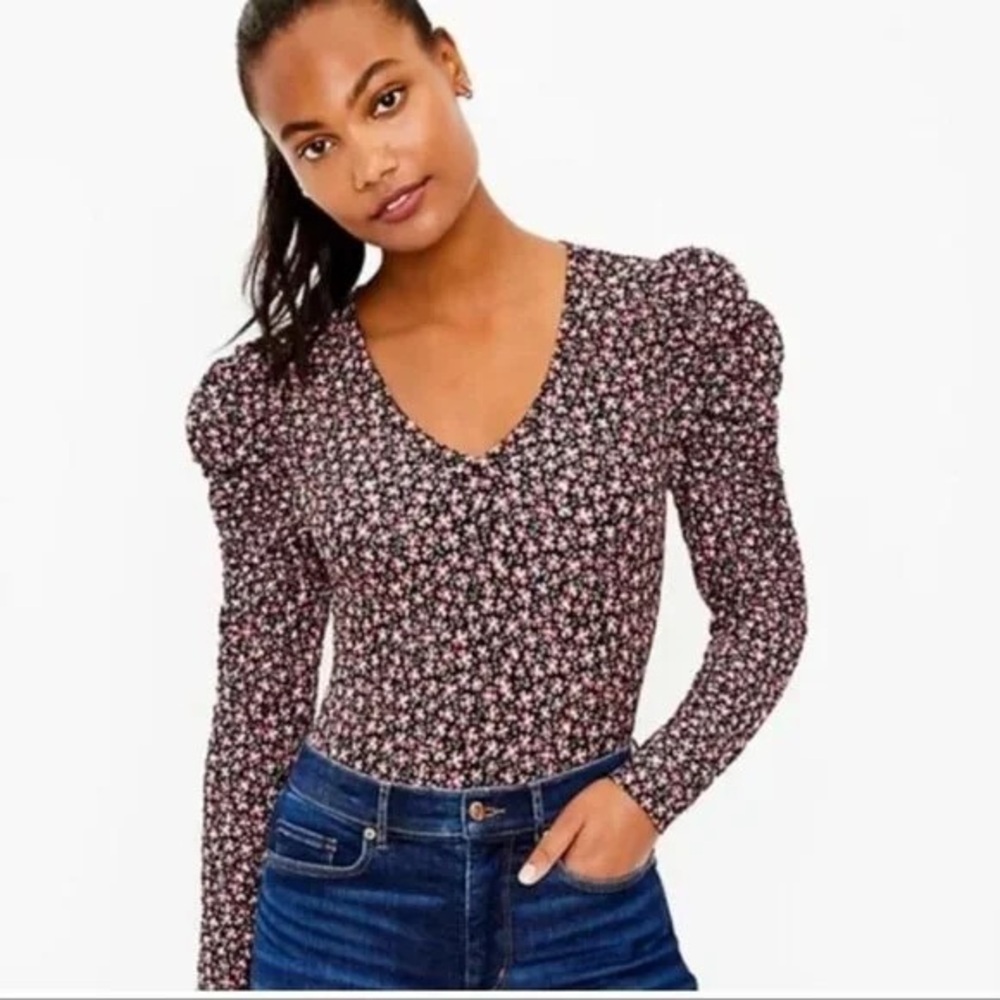 LOFT Floral Smocked Puff Sleeve Top – XS – NWT